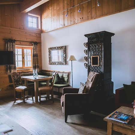 Parkhotel Egerner Hoefe Rotta エクステリア 写真