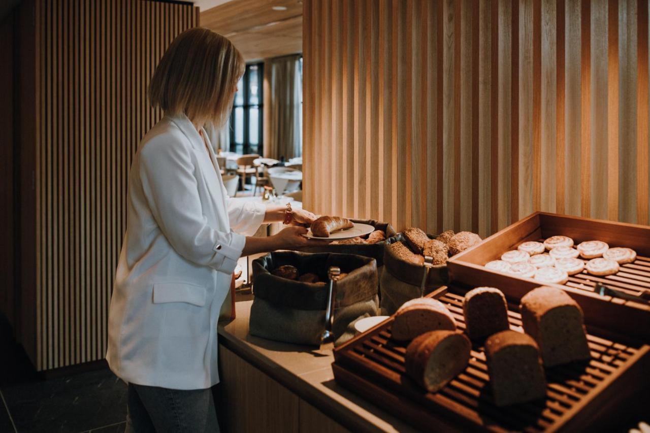 Parkhotel Egerner Hoefe Rotta エクステリア 写真