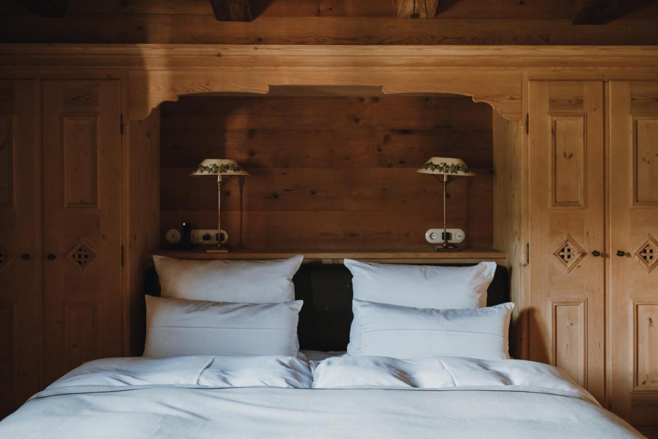 Parkhotel Egerner Hoefe Rotta エクステリア 写真