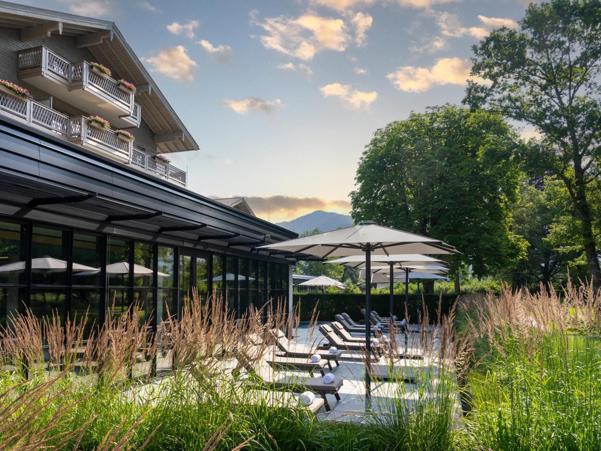 Parkhotel Egerner Hoefe Rotta エクステリア 写真