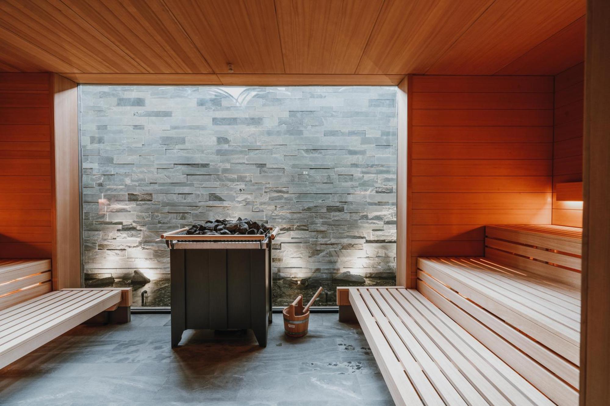 Parkhotel Egerner Hoefe Rotta エクステリア 写真