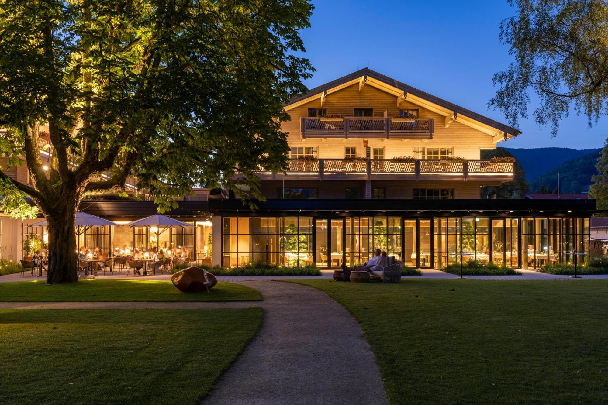 Parkhotel Egerner Hoefe Rotta エクステリア 写真