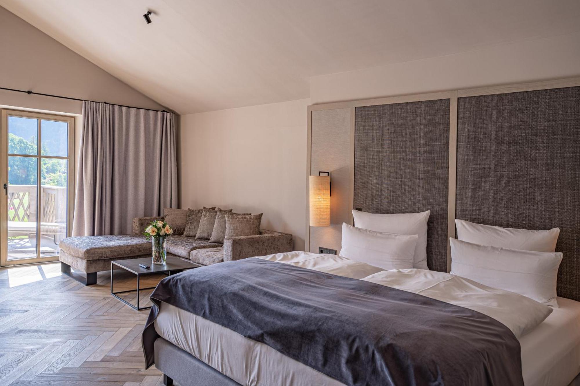 Parkhotel Egerner Hoefe Rotta エクステリア 写真